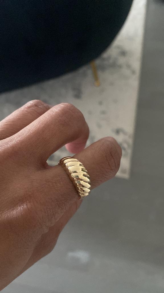 Croissant Ring